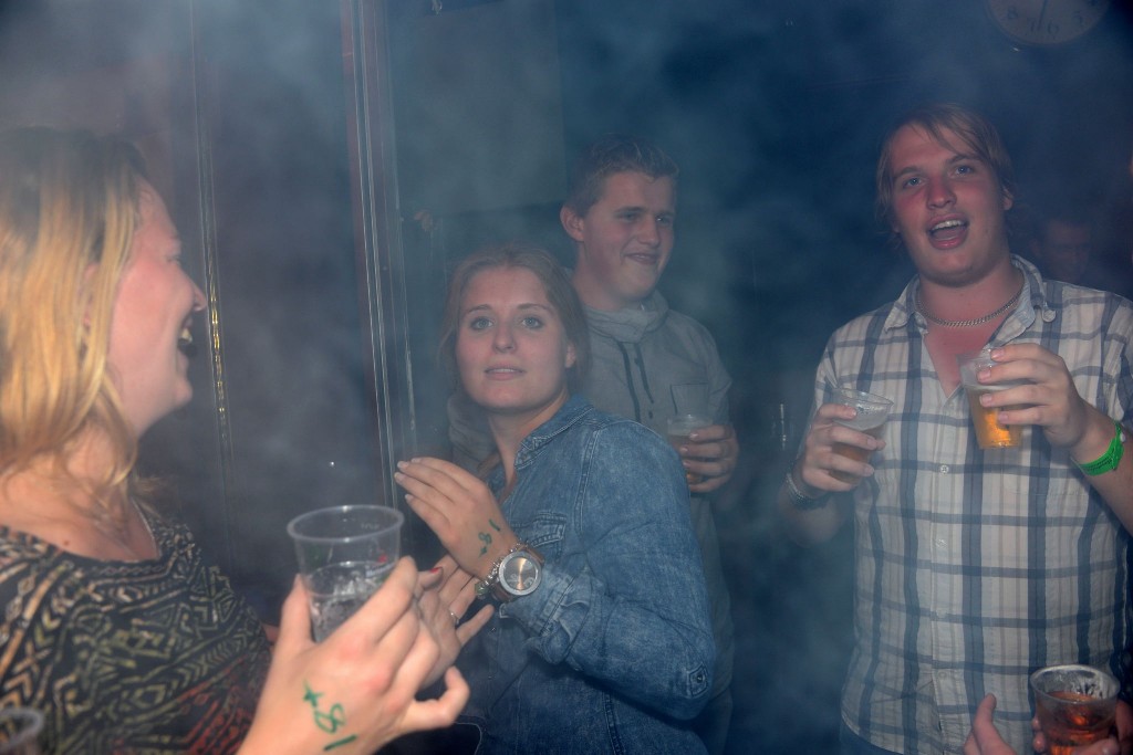 ../Images/Donderdagavond kermis VdG 076.jpg